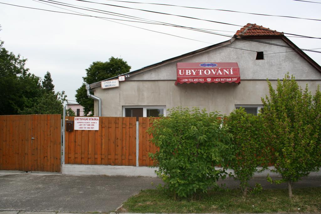 Ubytování Sýkora Apartments Veľký Meder Exterior foto